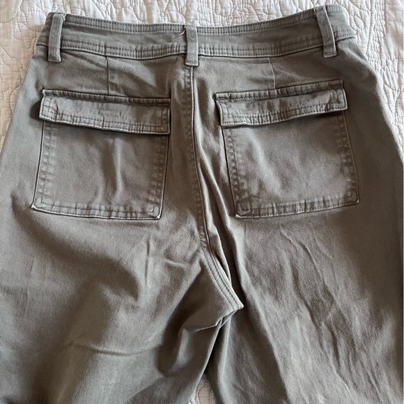 Size 4 a new day army green pants ankle length - Picture 2 of 4